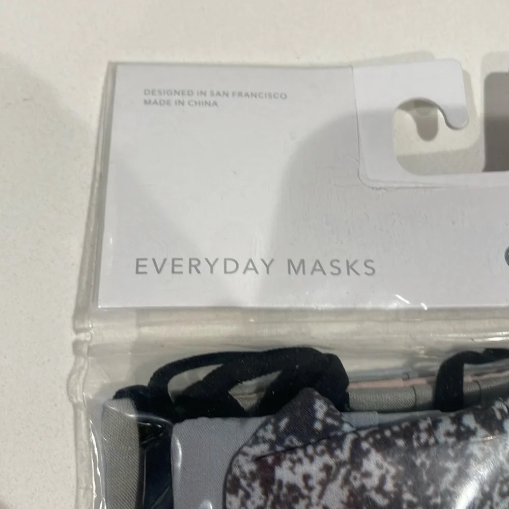 Athleta Everyday Set of 3 Masks—Lightweight and Breathable —New With Tags